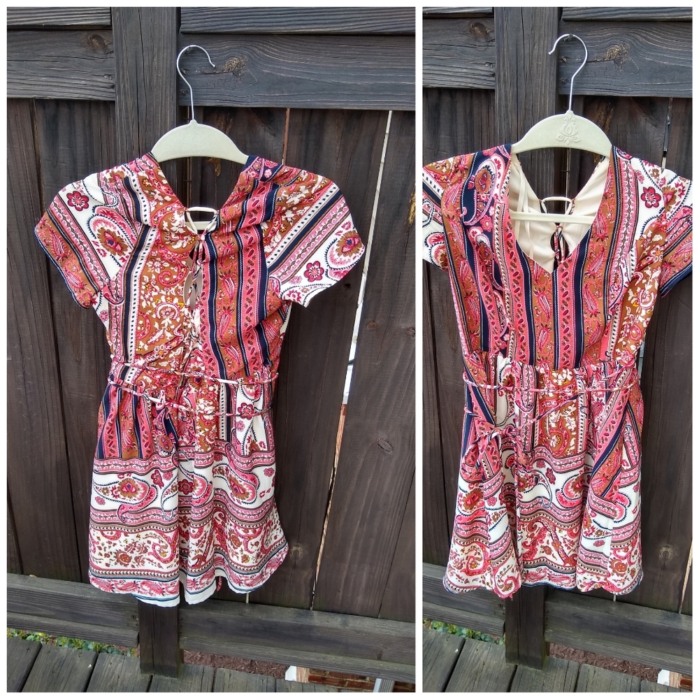 V-neck Wrap Dress - Picture 2 of 7